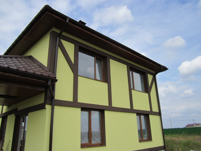 Ремонт старой кровли многоквартирного дома в Черкасской области