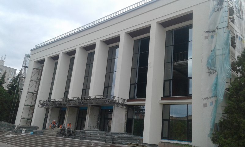 Утепление стен дома в Черкассах, вид с угла здания